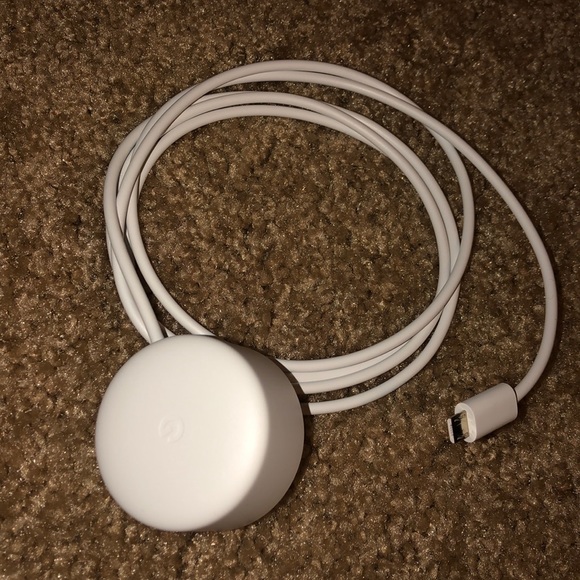 Google Mini - Picture 3 of 3